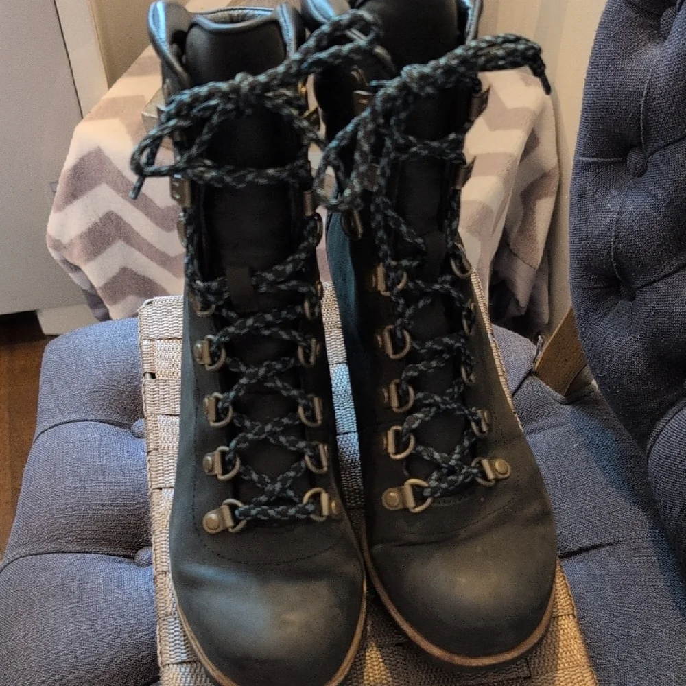 Sorel Black Lace-Up Wedge Boots - Picture 2 of 12